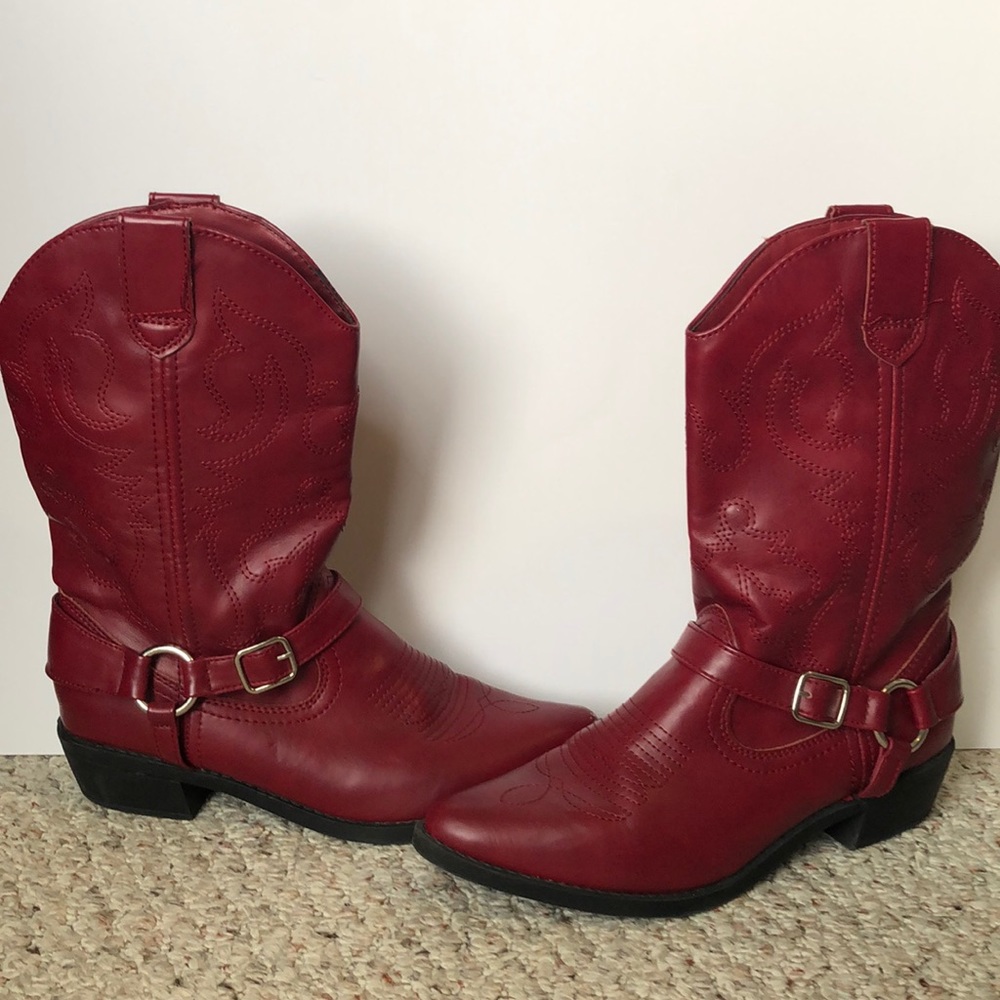 Red cowgirl boots